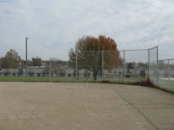 Industrial chain link fence